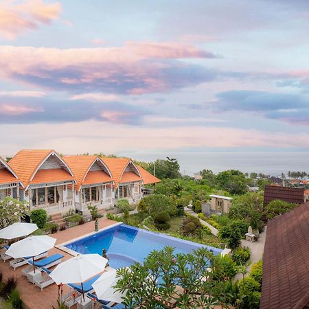 D'Arya Sea View Hotel Batununggul Exterior foto