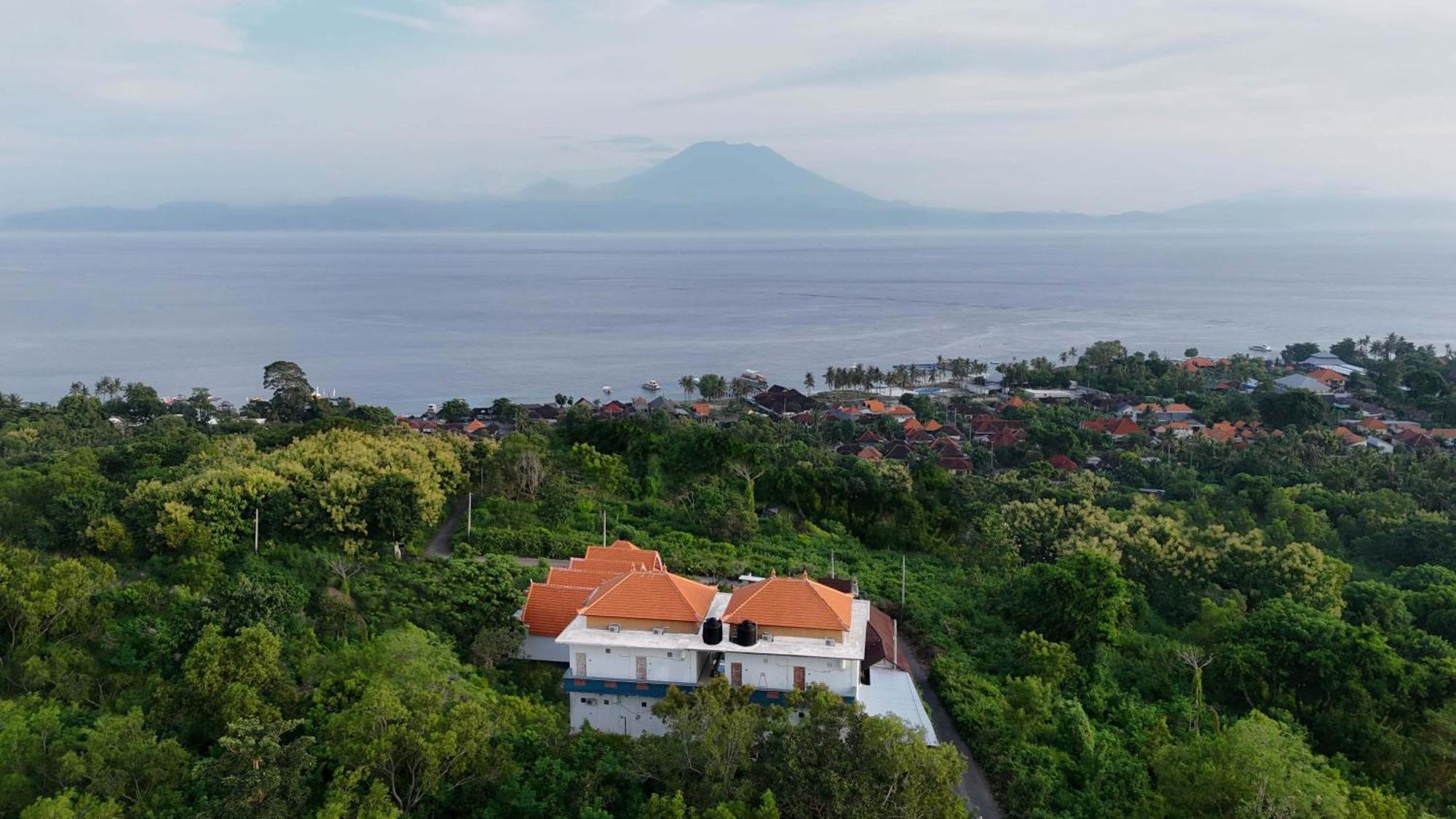 D'Arya Sea View Hotel Batununggul Exterior foto